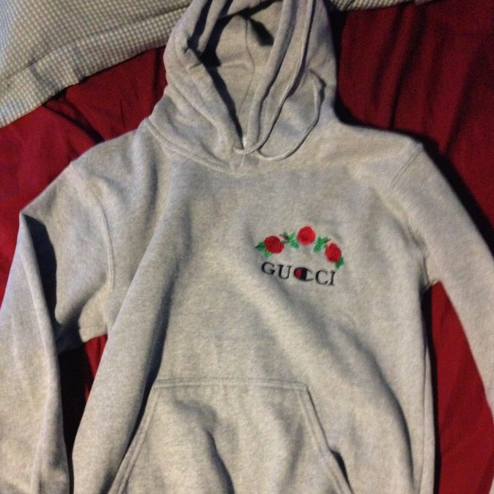 Ava Nurui Gucci x Champion Hoodie Flowers Size M